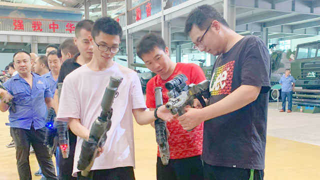 QG刮刮乐风机员工团建，有你有我更精彩！